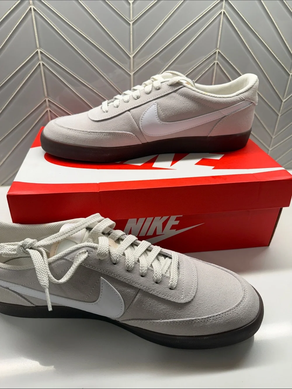 Nike Men’s Killshot 2 Gray Suede Sneakers with White Swoosh and Dark Gum Sole